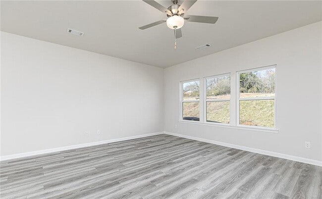 Foto del edificio - 3983 Hidden River Ln