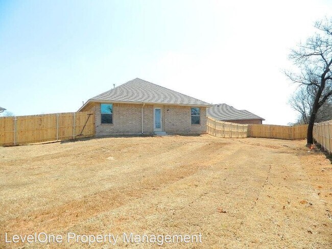 Building Photo - 4 br, 2 bath House - 217 Saint Charles Way