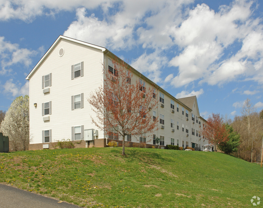 Building Photo - Winberi Apartments