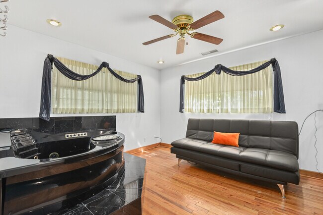 Foto del edificio - Downtown Flat