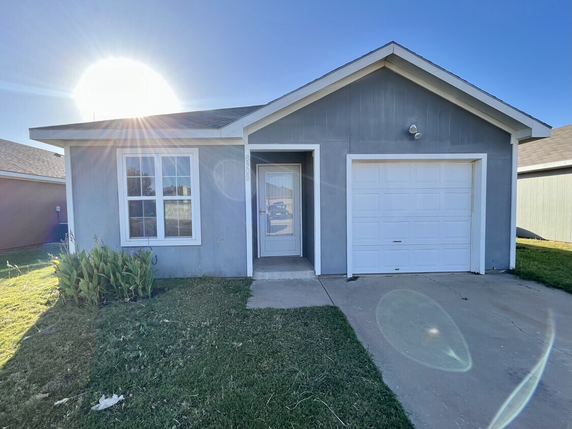 Foto principal - 8908 Avenue T