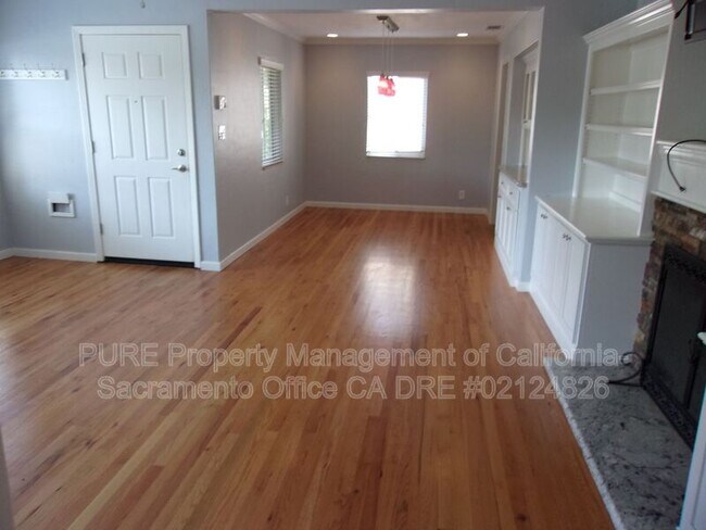 Building Photo - 5975 Raymond Way