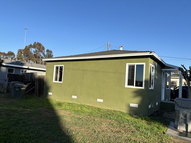 Building Photo - 11840 Wright Rd