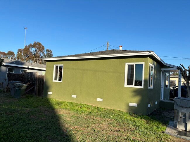 Foto del edificio - 11840 Wright Rd