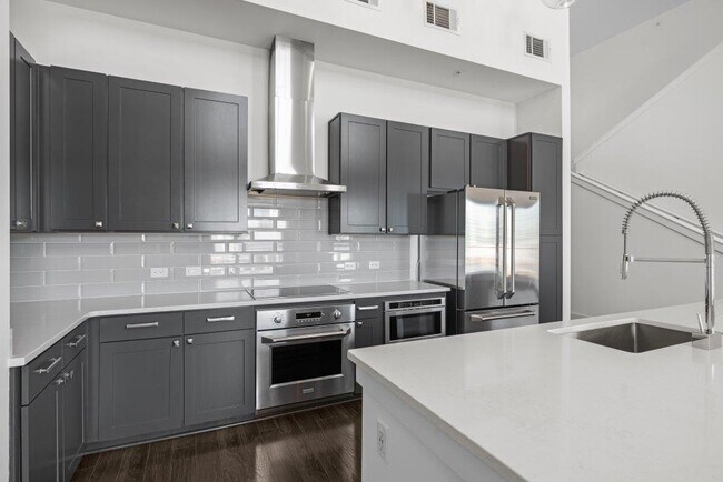 Photo - Marq Music Row Apartments