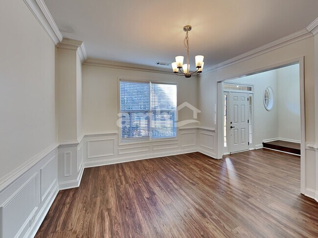 Building Photo - 132 Northbrooke Trace