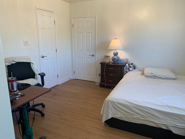 Foto del edificio - 41444 Malcolmson St