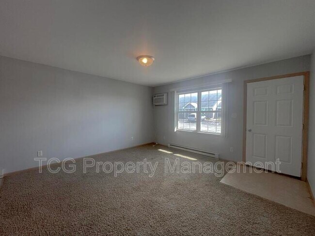 Building Photo - 1102 Carrie Ln