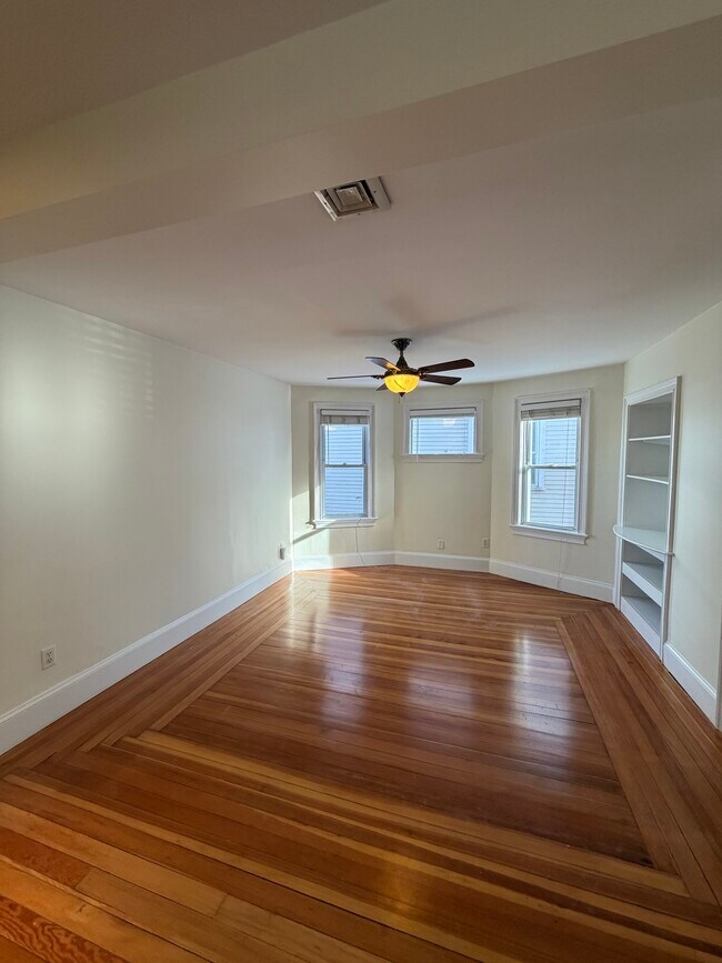 Foto del edificio - 45 Houghton St