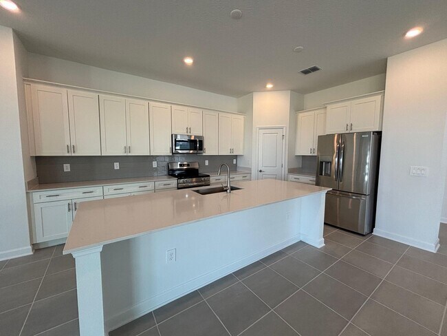 Building Photo - 5996 Shavasana Rd