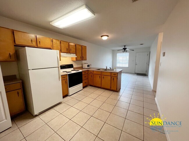 Foto del edificio - Great 2 Bedroom Unit in Crestview!