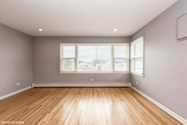 Building Photo - 2605 N 72nd Ct