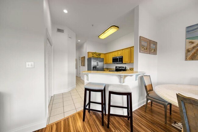 Foto del edificio - Fully furnished 3-Bedroom in The Plaza of Destin