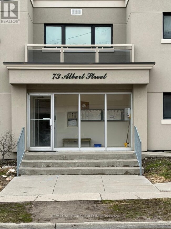 Building Photo - 73 Albert St