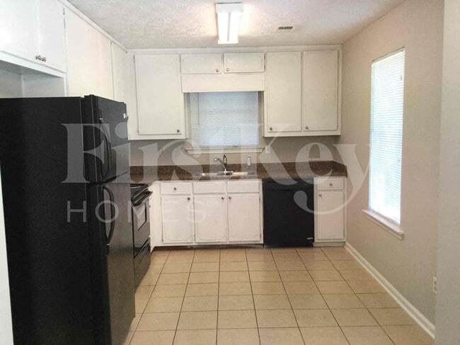 Foto del edificio - 8321 Mountain Pass