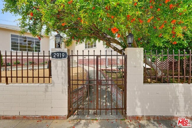 Foto del edificio - 2919 Maxwell St