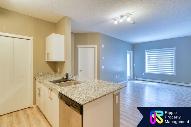Photo du bâtiment - 4641-4128 Avenue Northeast - 3107 Ave
