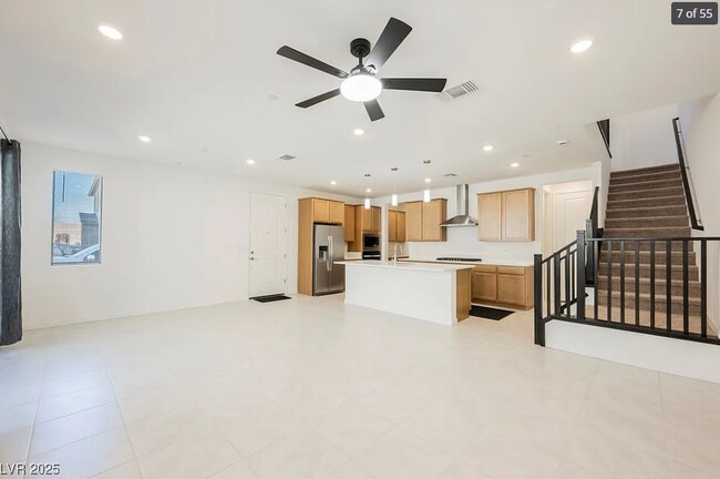 Foto del edificio - 2487 Altitude St