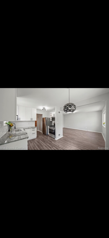 Building Photo - 26576 Brettonwoods St