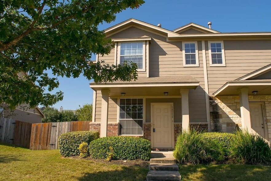 Foto principal - 14116 Harris Ridge Blvd