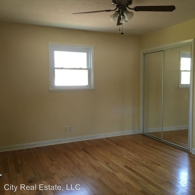 Building Photo - 3 br, 1.5 bath House - 69 Round Top Road