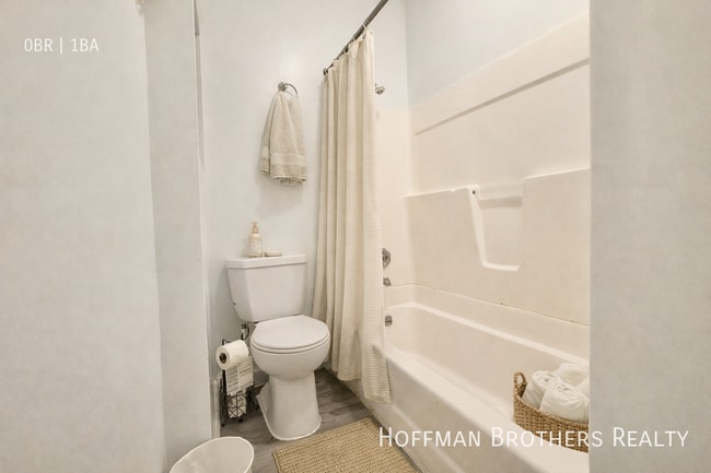 Photo - 1420 Flower St Apartment