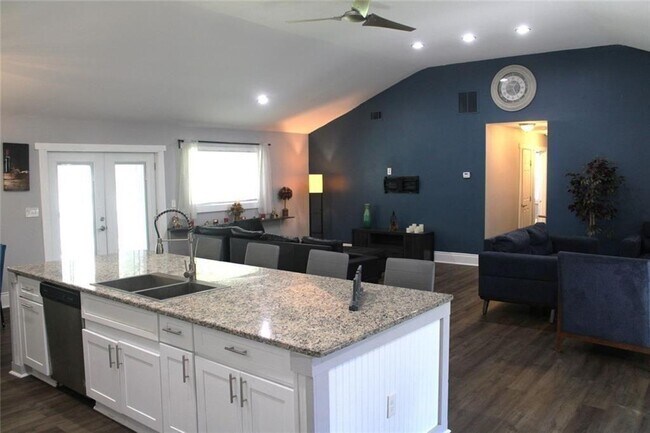 Foto del edificio - 4495 Kent Rd