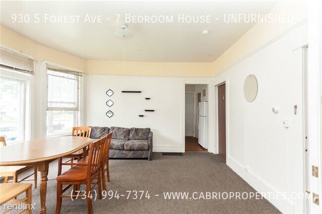 Foto del edificio - 930 S Forest Ave