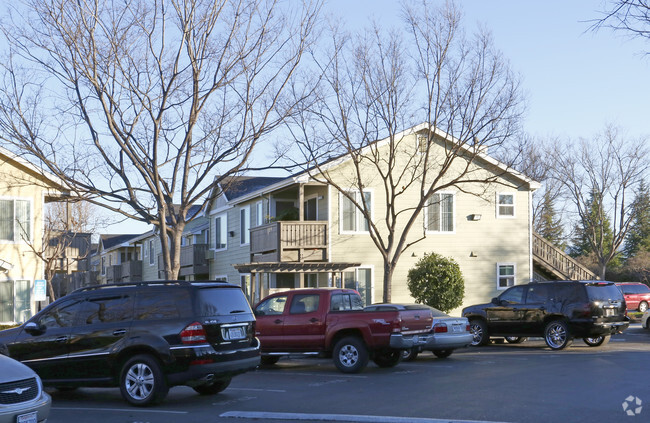 Building Photo - Santa Familia