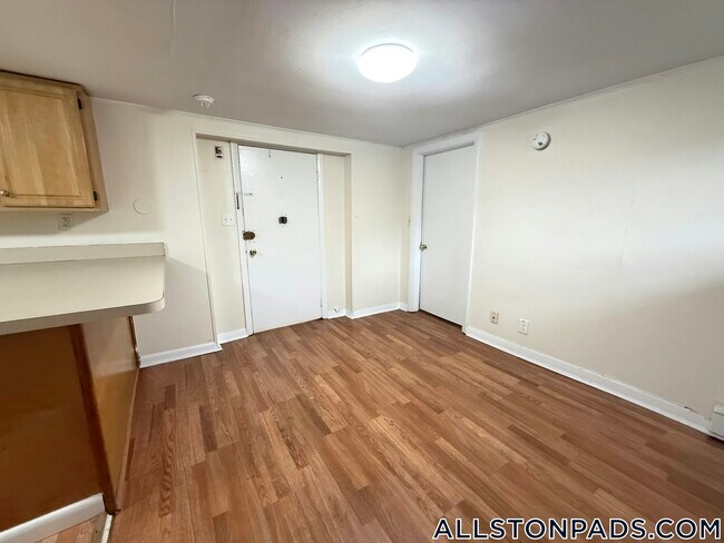 Foto del edificio - 23 Brighton Ave