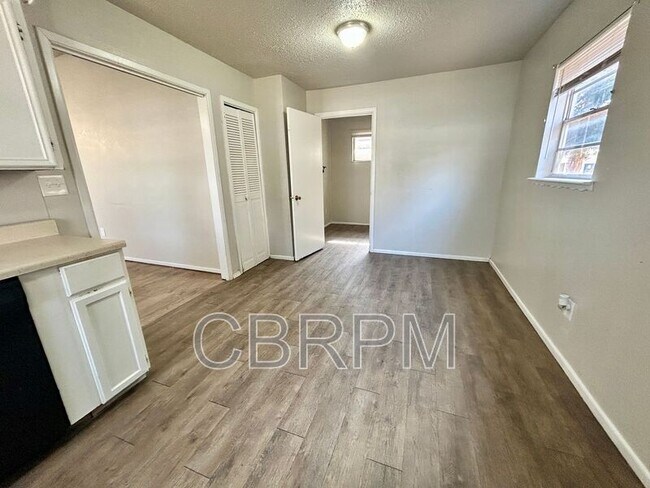 Foto del edificio - 5416 49th St