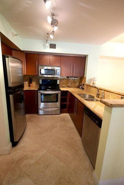 Foto del edificio - 120 Yacht Club Way