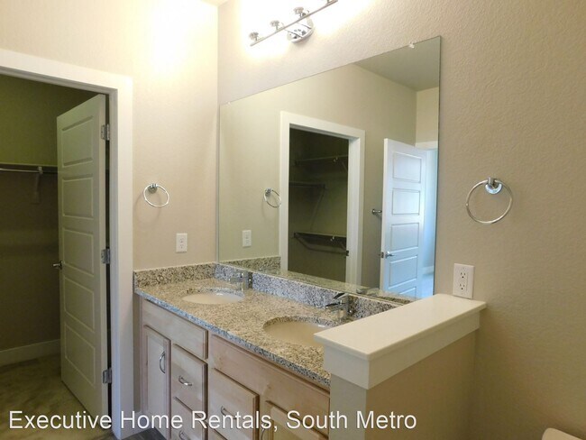 Building Photo - 3 br, 3 bath House - 9985 E 59th Ave