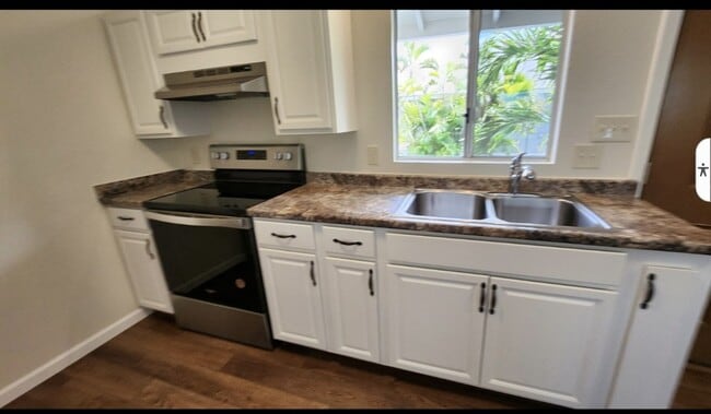 Building Photo - 3/2  Plantation Home
