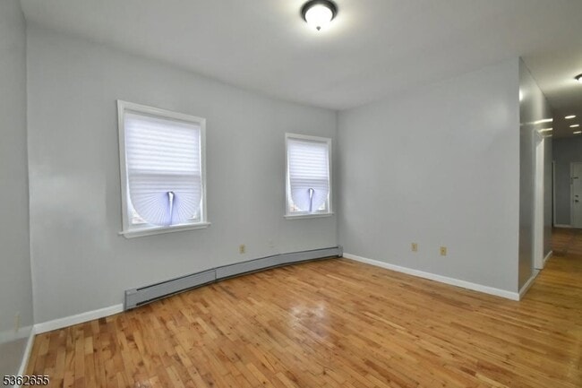 Building Photo - 659 S 17th St