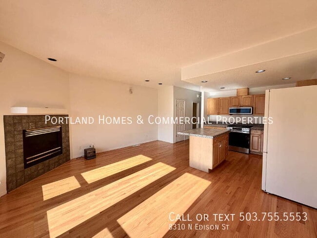 Foto del edificio - 8310 N Edison St