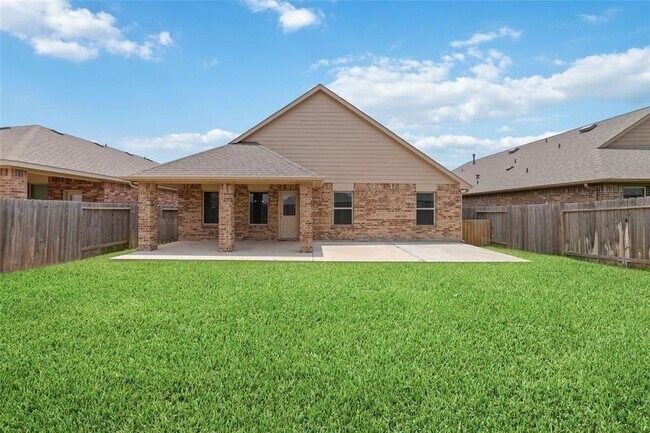Building Photo - 23810 Piedmont Forest Dr