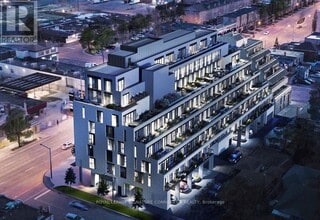 Building Photo - 880-880 The Queensway