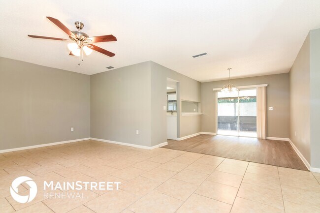 Foto del edificio - 8720 Christi Ct