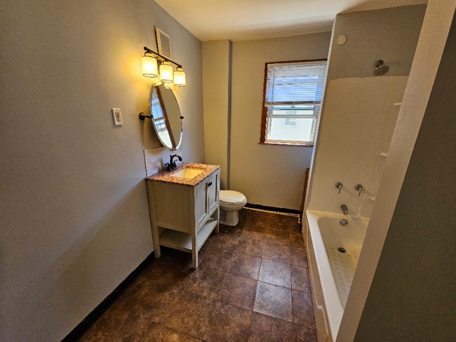 Foto del edificio - 1777 Marks Ave