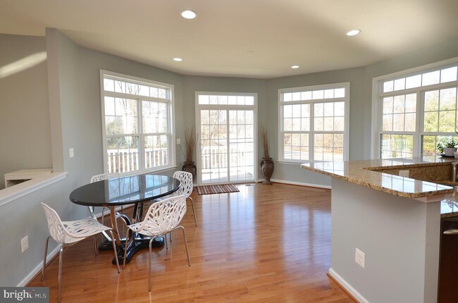Building Photo - 21899 Knob Hill Pl
