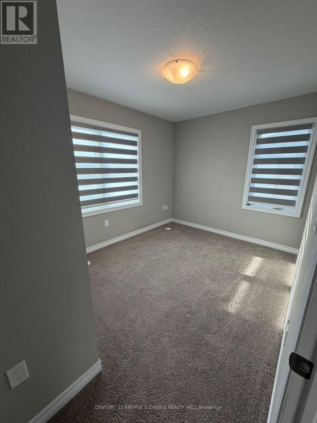 Building Photo - 66 Oat Ln