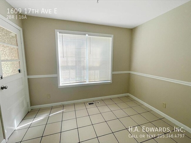 Foto del edificio - 1609 17th Ave E