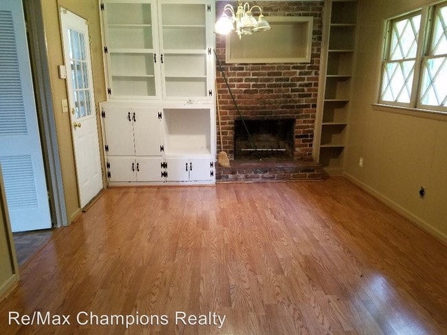 Building Photo - 4 br, 2 bath House - 2428 Rice St
