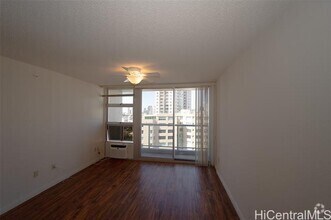 Building Photo - 1315 Kalakaua Ave