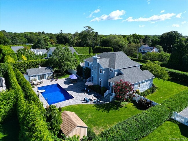 Foto del edificio - 43 Shore Rd