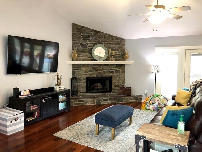 Foto del edificio - 2104 SW 75th Terrace