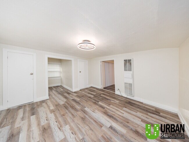 Foto del edificio - 370 E 8th Ave