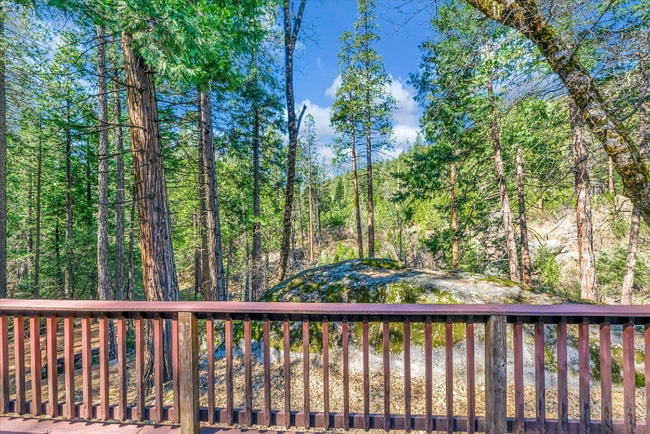 Building Photo - 1312 Squaw Rock Trail