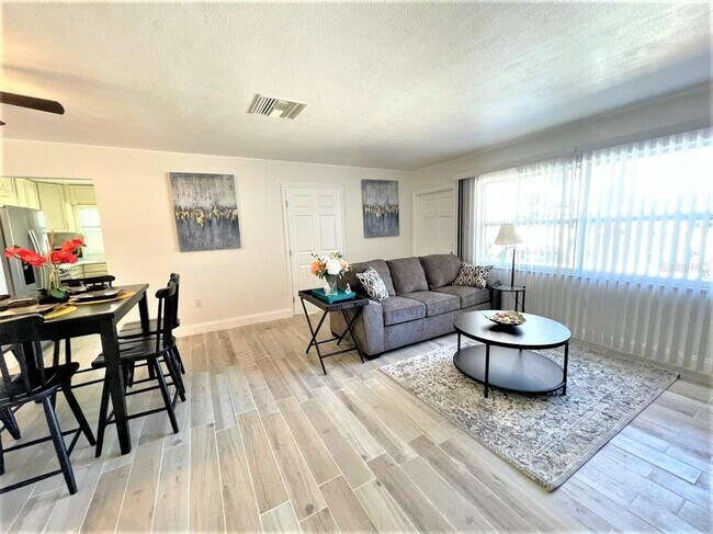 Foto del edificio - 12644 81st Terrace